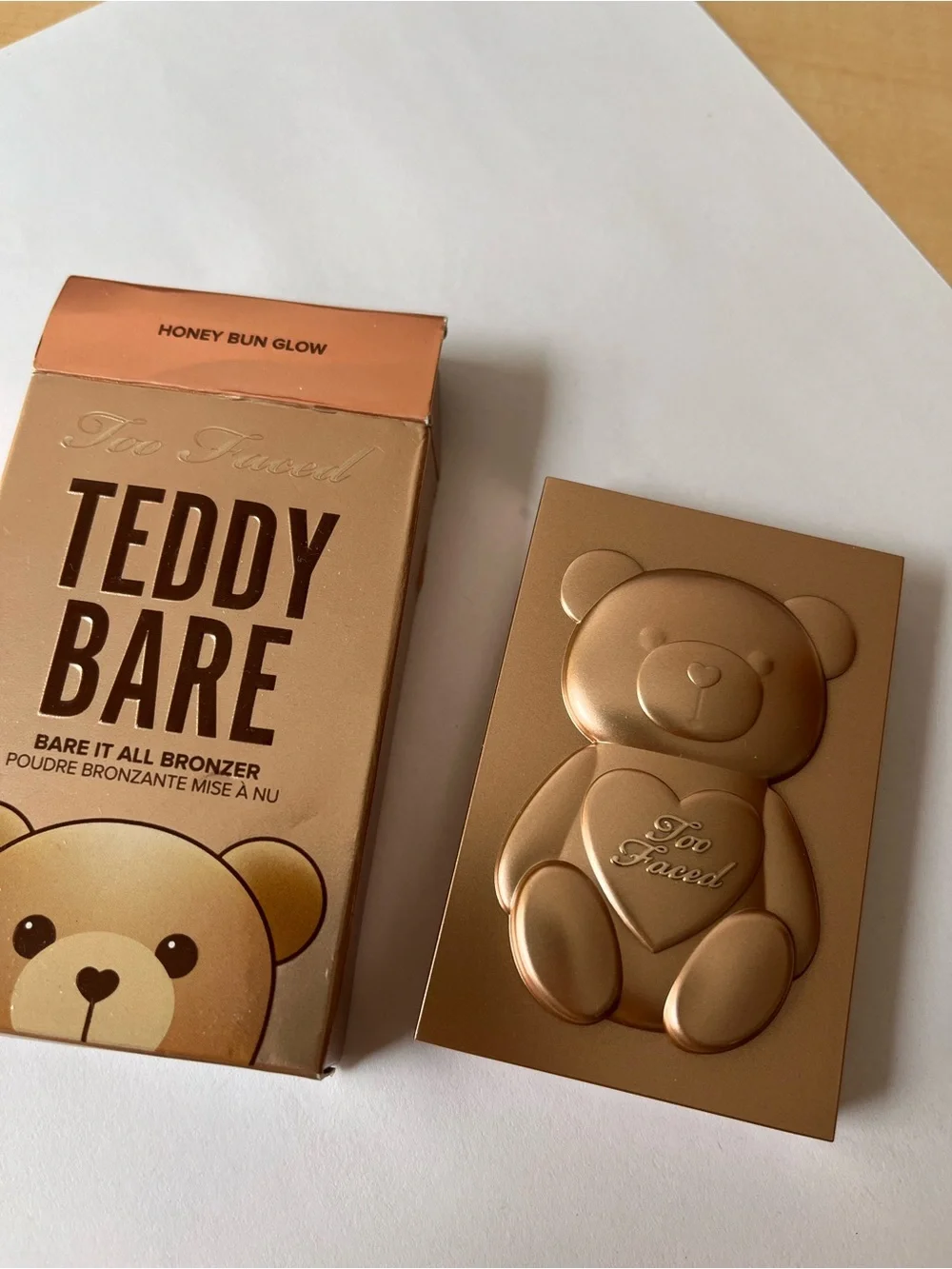 Too Faced Teddy Bare Honey Bun Glow Bronzer - Honey Bun Glow